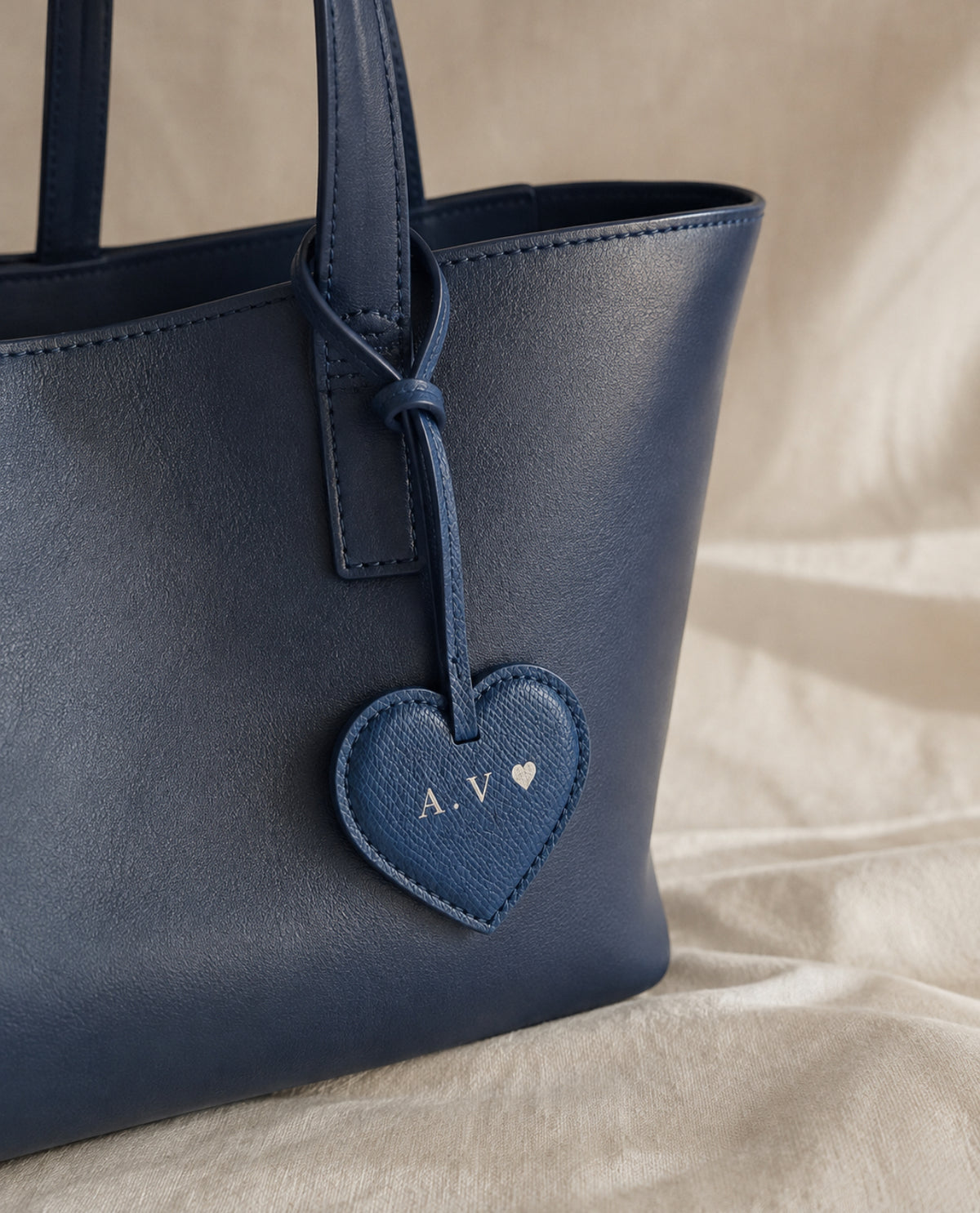 The Classic Bag Tag (Heart)